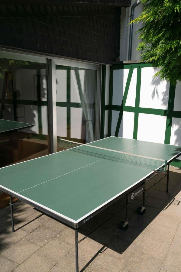 Sommerliches Fachwerkhaus im Herzen Nideggens Exterior foto